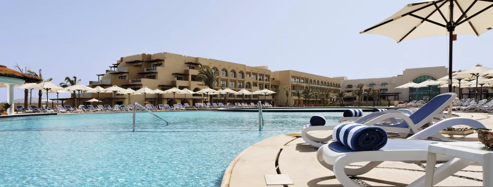 Mövenpick Waterpark Resort and Spa Soma Bay 5*
