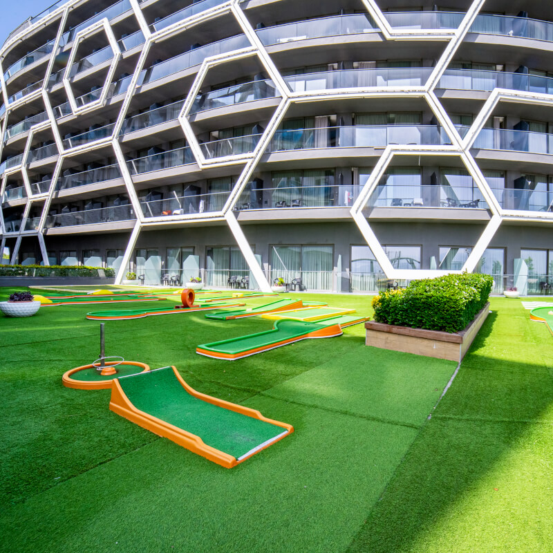 mini golf