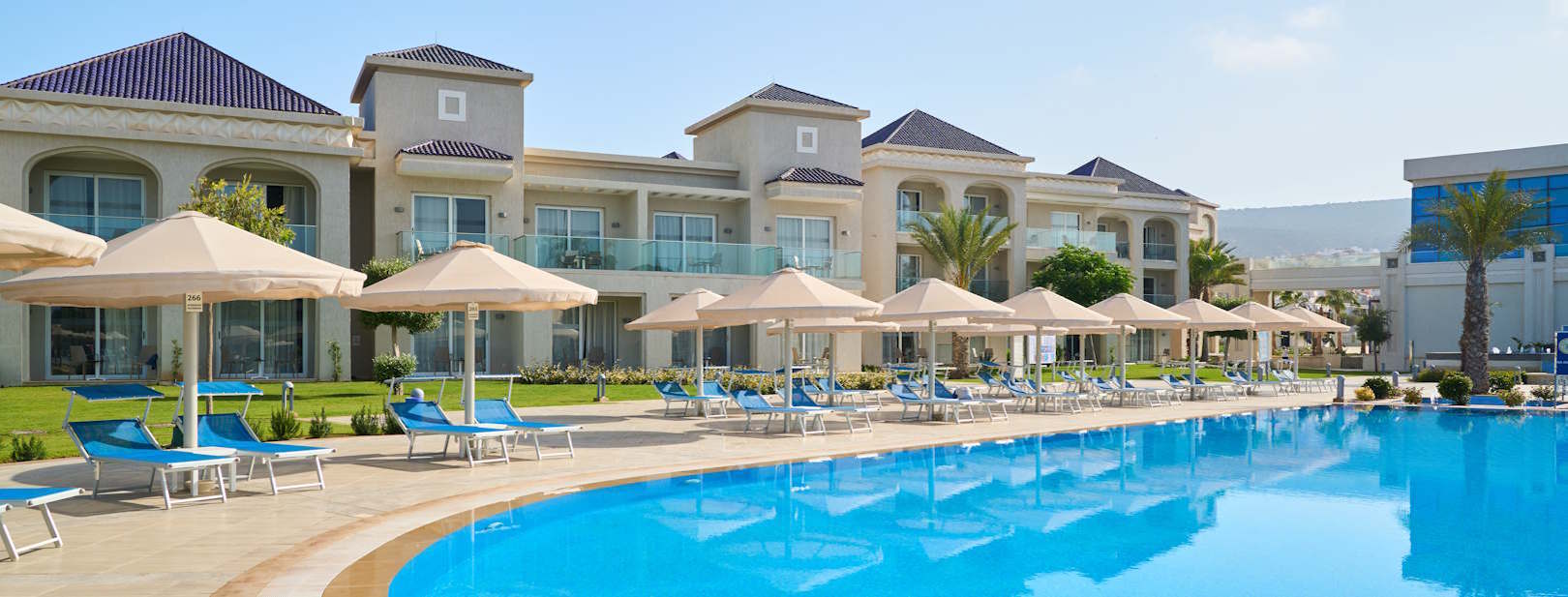 Pickalbatros White Beach Resort 5*